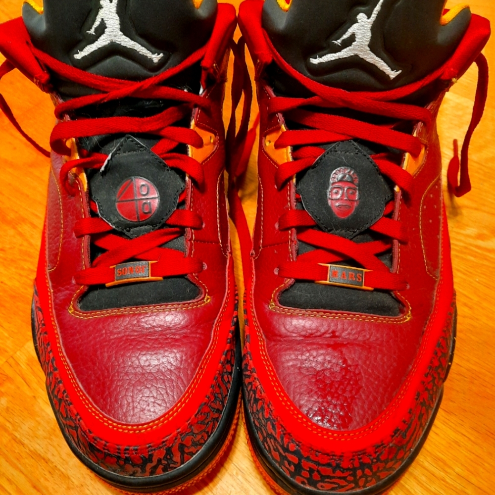 Men's Jordan son of mars low red gold sz 13